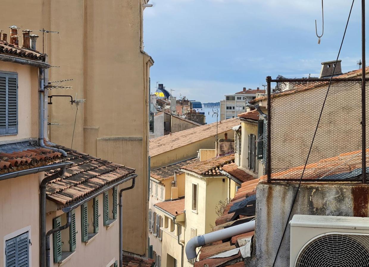 Gregbnb - Centre Ancien - Studio Roof-Top - Climatise - 5Eme Etage Тулон Экстерьер фото